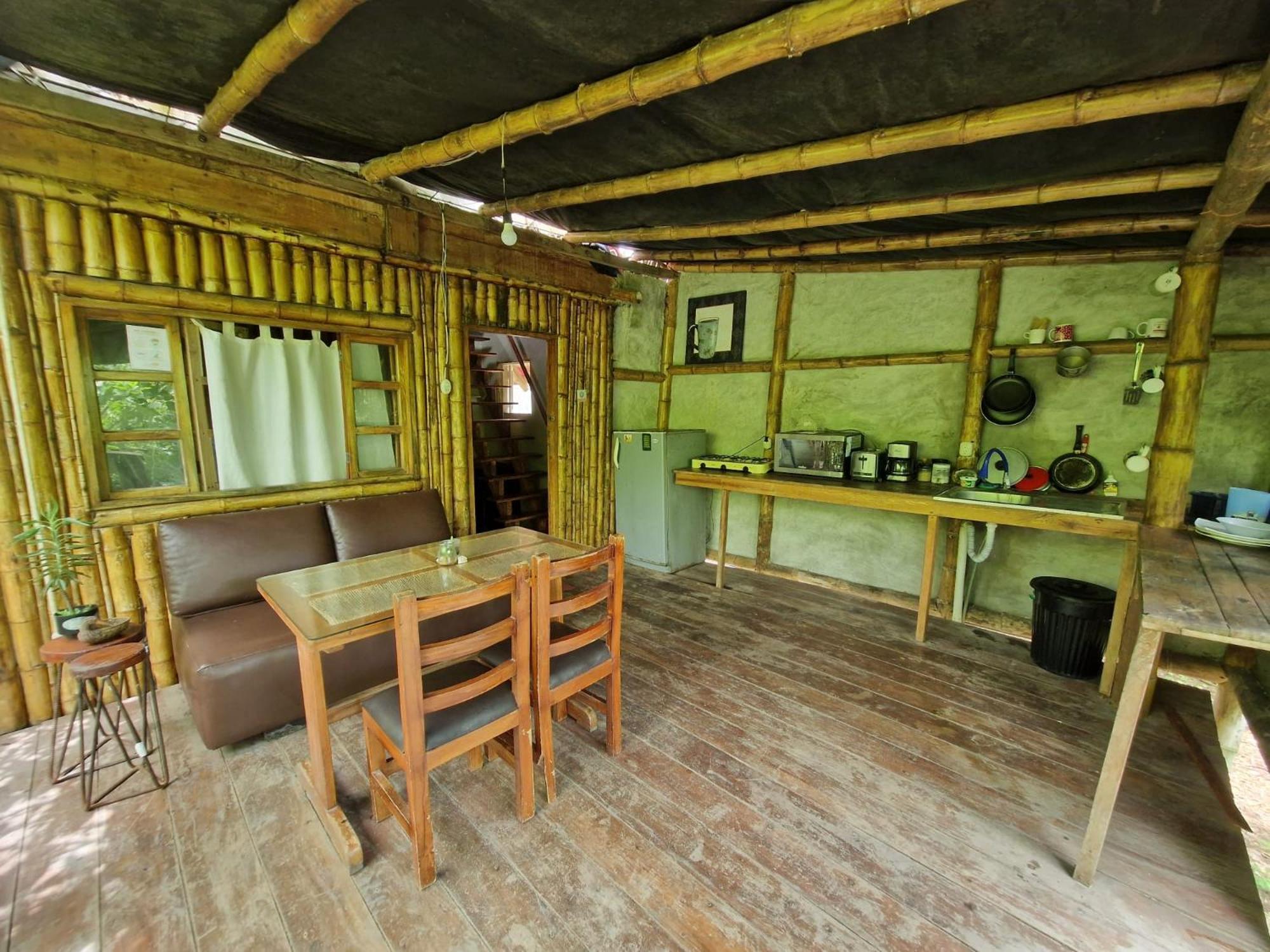 Kamala Surf & Backpacker Hostel Montañita Buitenkant foto