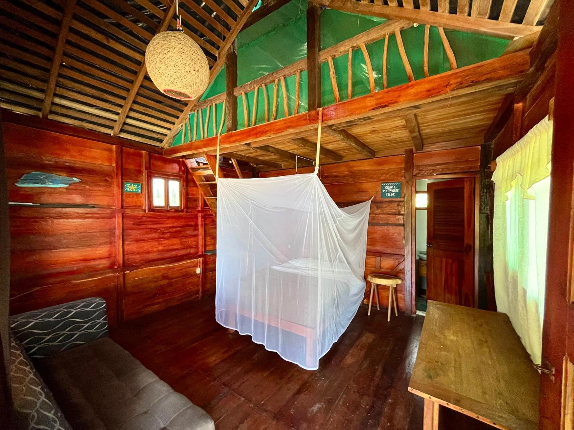 Kamala Surf & Backpacker Hostel Montañita Buitenkant foto